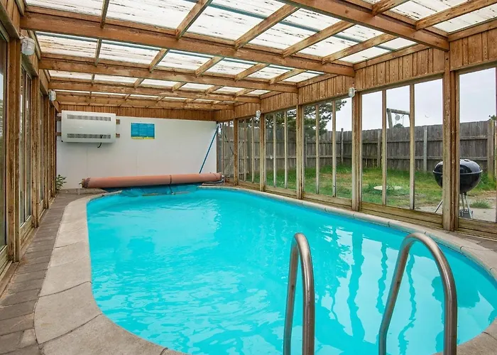 25 Person In Romo-by Traum